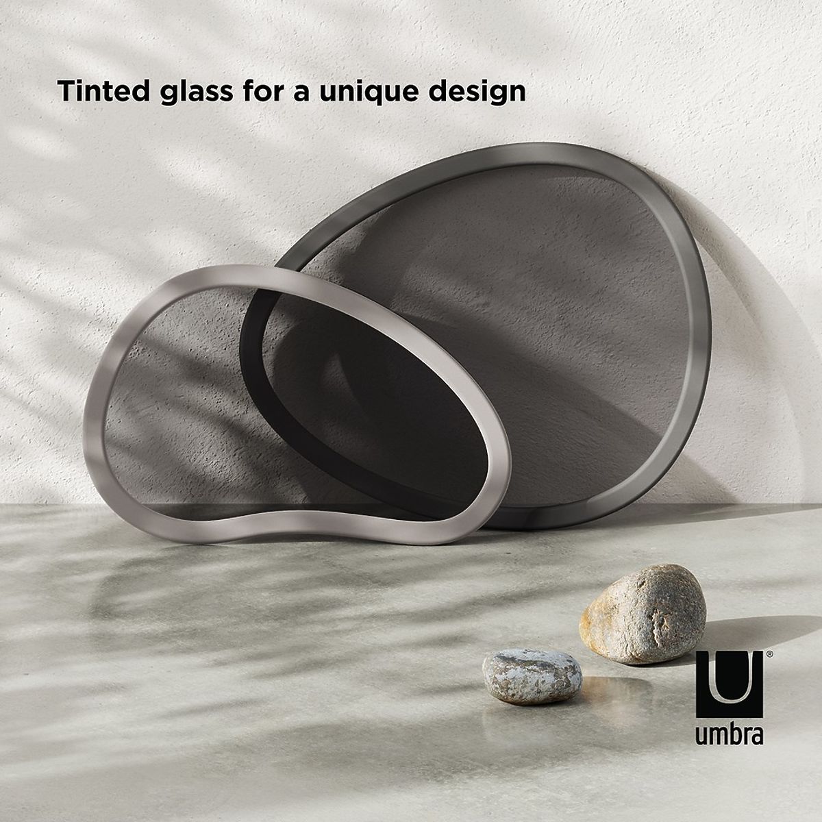 Accessoires de cuisine de forme irrégulière HUB couleur graphite style minimaliste Umbra