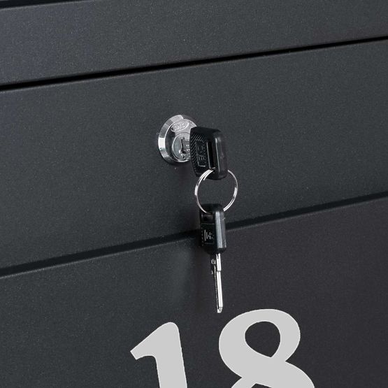 Boîte aux lettres Vidar noire avec inscriptions