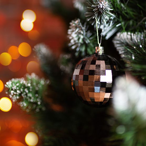 BOULES DE NOËL ARGENTÉES 36PCS 311433C