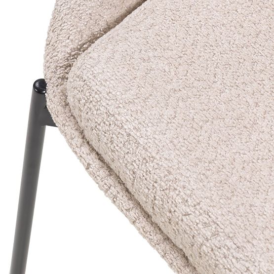 Chaise avec ouverture dans le dossier Luigi beige/pieds noirs