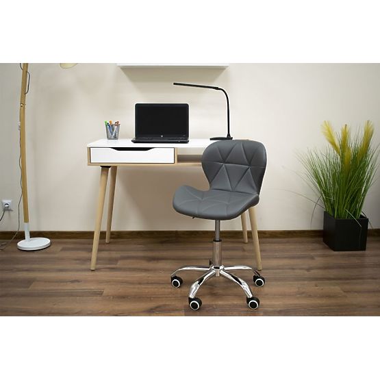 Chaise de bureau pivotante avec large dossier en éco-cuir chromé gris