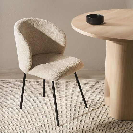 Chaise de salle à manger Larisa, beige/pieds noirs