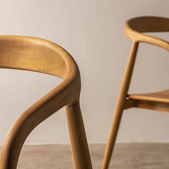 Chaise en bois Ludvika, arrondie, naturelle