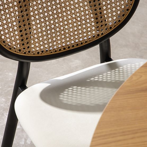 Chaise en bois Monet avec cannage viennois, rotin, velours, noir/écru