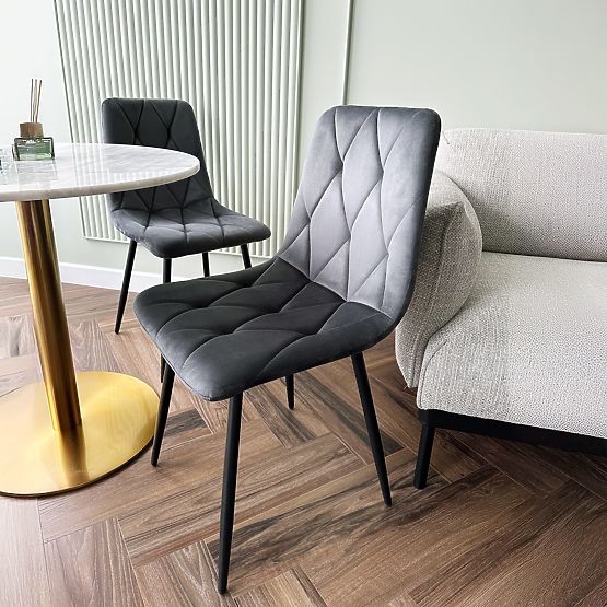 Chaise en velours rembourrée Madison Velvet graphite