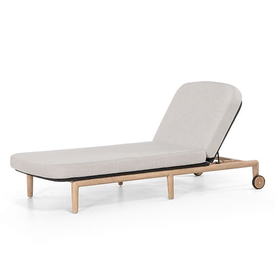 Chaise longue de jardin Komorebi réglable, bois d'acacia clair, acier, tressage, beige