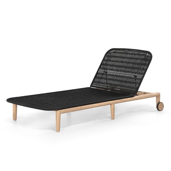 Chaise longue de jardin Komorebi réglable, bois d'acacia clair, acier, tressage, beige