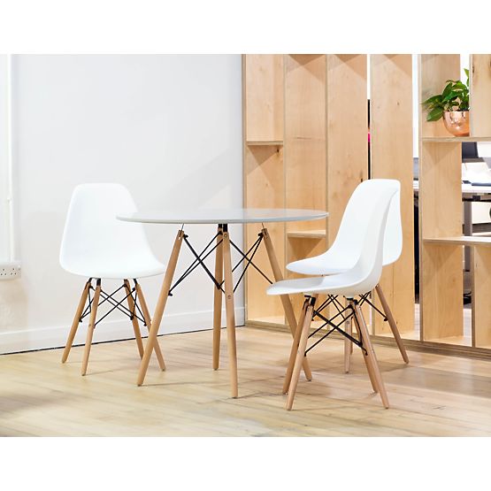 Chaise moderne Paris DSW blanche