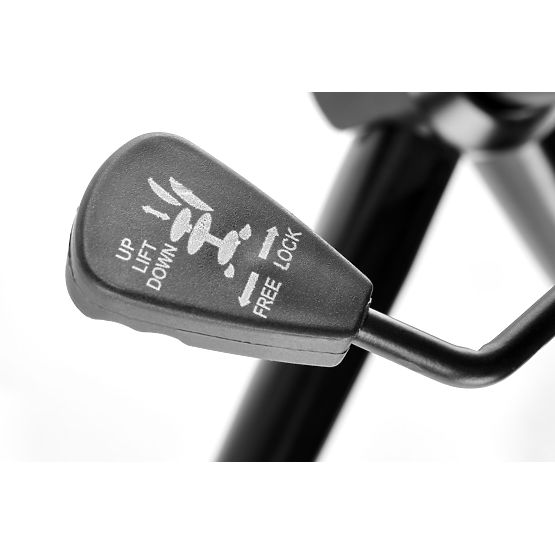 Chaise pivotante IGNAZIO, noyer-noir (1p=1pc)