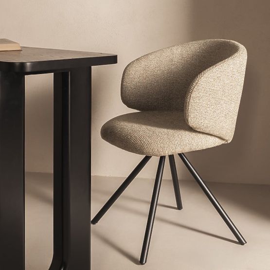 Chaise pivotante Pearl moka, pieds noirs
