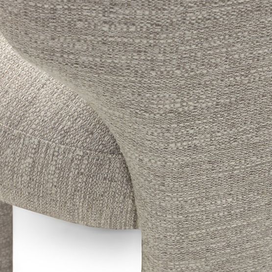 Chaise rembourrée Elaine beige, forme arrondie