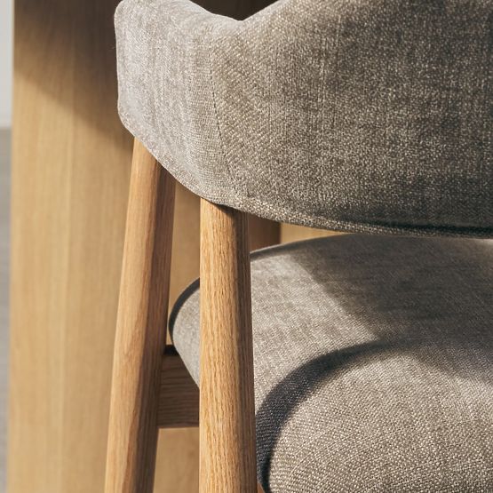 Chaise rembourrée Sorrento, beige foncé, chêne