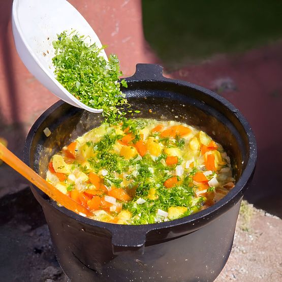 Chaudron en fonte KESEL 8 L