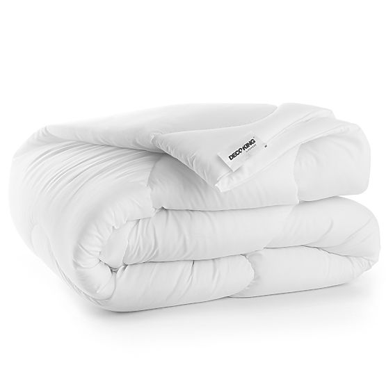 Couette INEZ couleur blanche carreaux style classique decoking