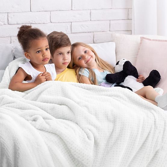 Couverture SHLEEPY blanche avec relief jacquard style classique 220x240