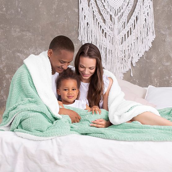 Couverture SHLEEPY couleur menthe jacquard style classique 130x180