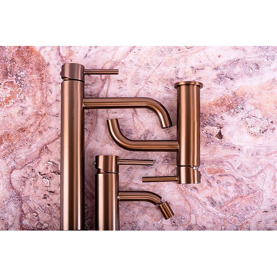 Ensemble de douche encastré Rea Lungo Cuivre Brossé + BOX