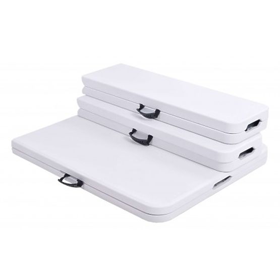 Ensemble de restauration FETA WHITE table + 2 bancs