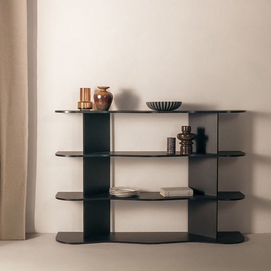 Étagère basse Rheo, noire, ondulée