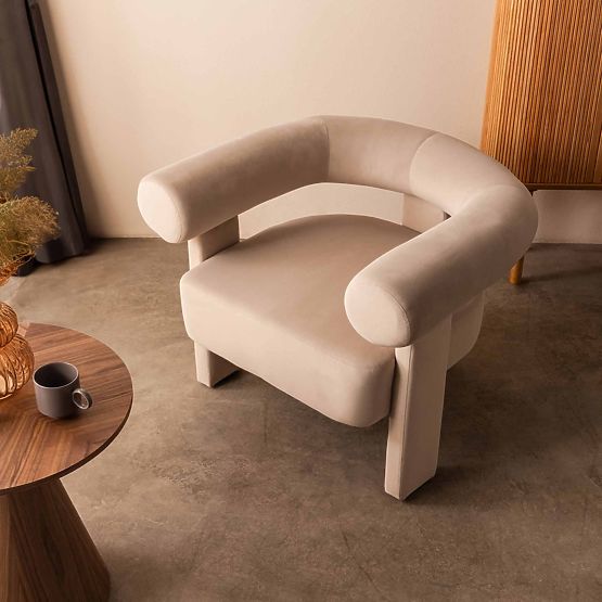 Fauteuil relaxant Hella beige clair, en velours, arrondi