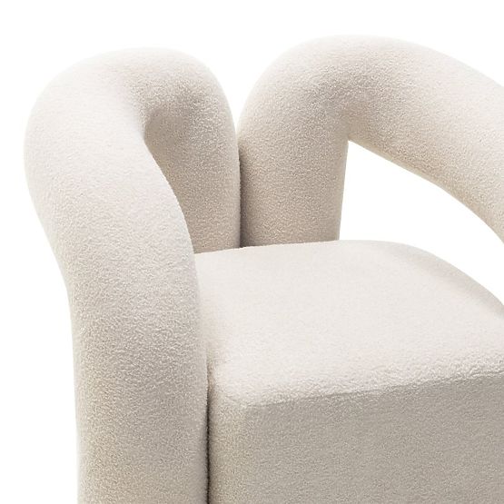 Fauteuil rembourré Merry beige clair, bouclé, forme arrondie
