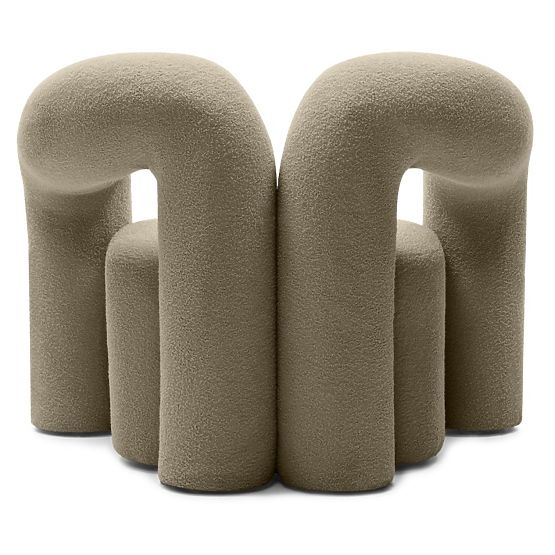 Fauteuil rembourré Merry marron, boucle, formes arrondies