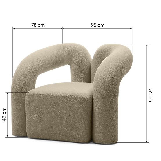 Fauteuil rembourré Merry marron, boucle, formes arrondies