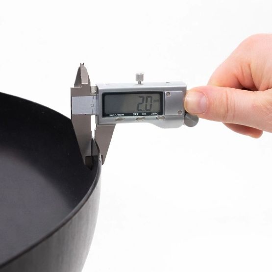 Grand brasero de jardin en fonte 60 cm idéal pour un feu de camp