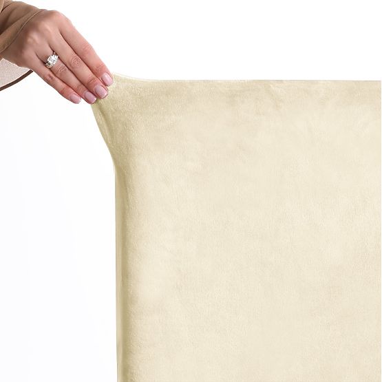 Housse de canapé RESTILO SENTO couleur crème style classique lisse