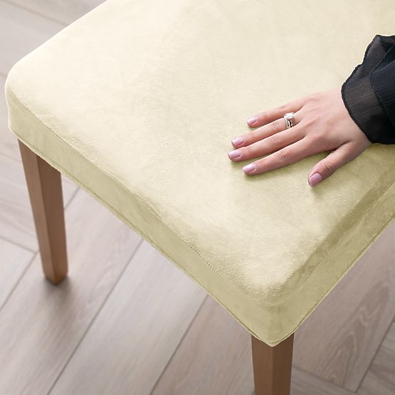 Housse de canapé RESTILO SENTO couleur crème style classique lisse