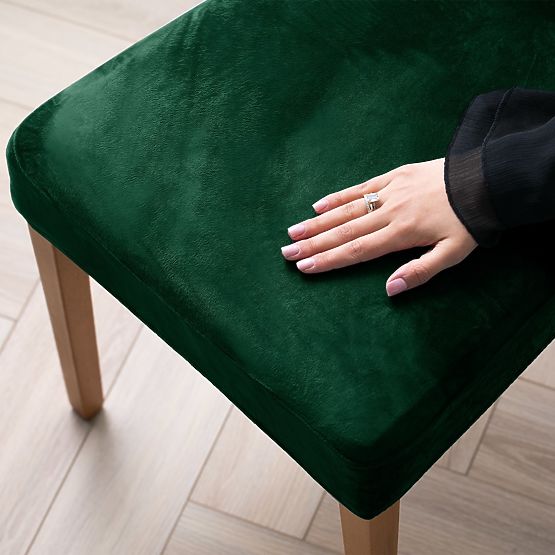 Housse de canapé RESTILO SENTO couleur vert bouteille style classique lisse