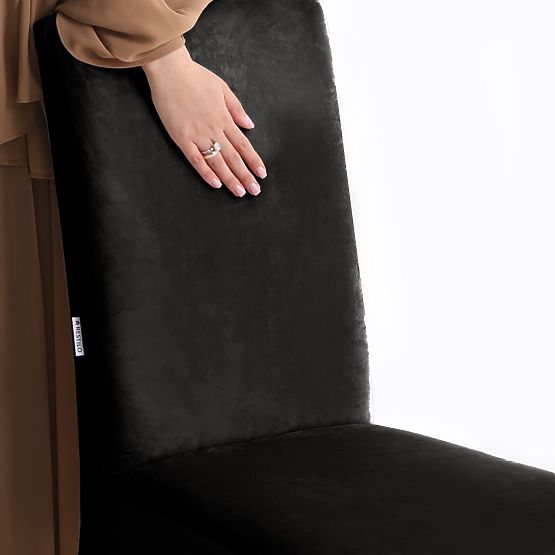 Housse de canapé RESTILO SENTO noire lisse style classique