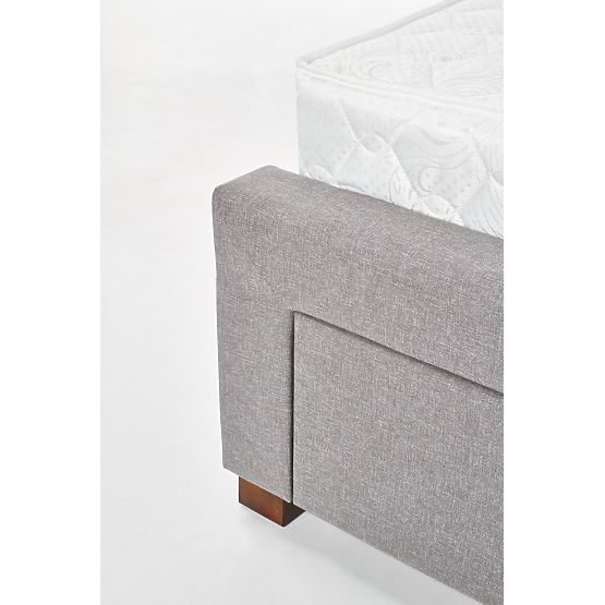 Lit rembourré MODENA 140 cm avec tiroirs gris (6p=1ks)