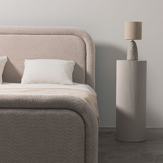 Lit rembourré Ovoid 140x200 cm, avec sommier et espace de rangement, arrondi, beige