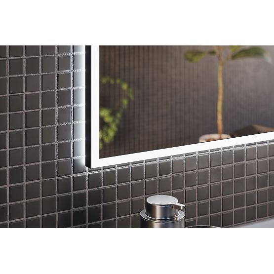 Miroir LED dans un cadre