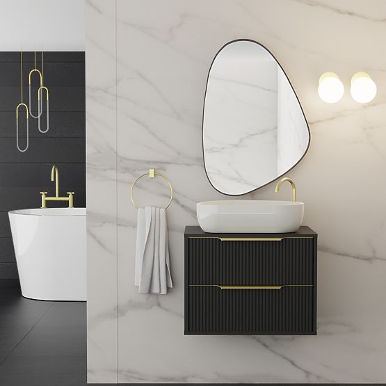 Miroir suspendu dans un cadre noir Libia, 76x51 cm, forme irrégulière