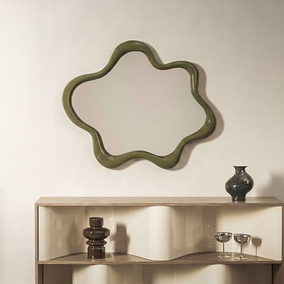 Miroir suspendu Izzi, irrégulier, vert clair, brillant