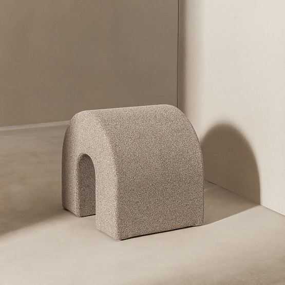 Pouf rembourré Arc, arrondi, brun clair