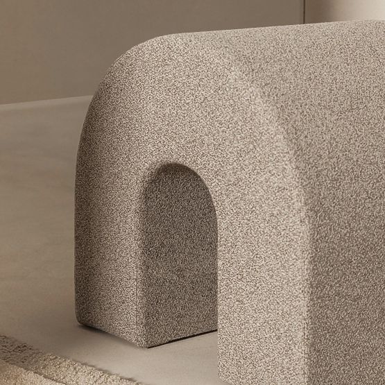 Pouf rembourré Arc, arrondi, brun clair