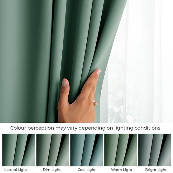 Rideau RESTILO BLACKOUT couleur menthe, style classique, œillets argentés, matériau bl