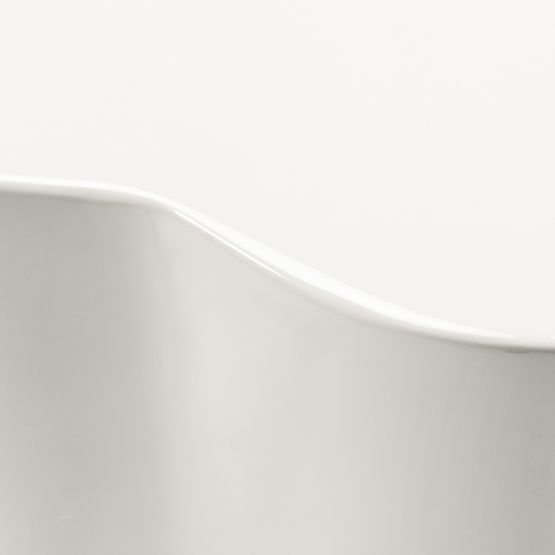 Table d'appoint Bow 49 cm, gris-beige, brillant, formes arrondies