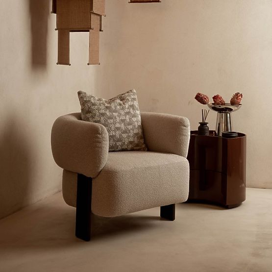 Table de chevet avec tiroirs Vena, bordeaux/marron, arrondi, brillant