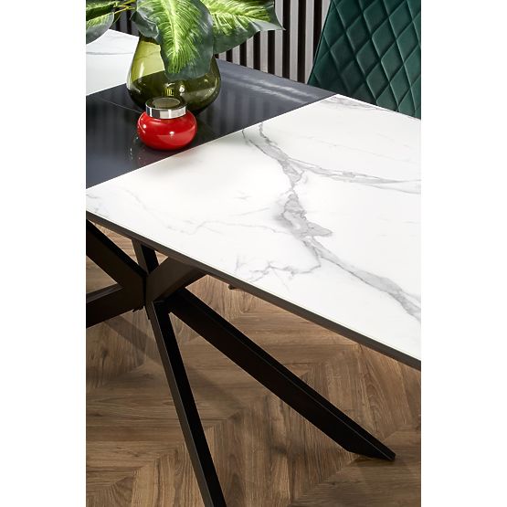 Table extensible DIESEL plateau - marbre blanc / gris foncé, pieds - noirs (2p=1ks)