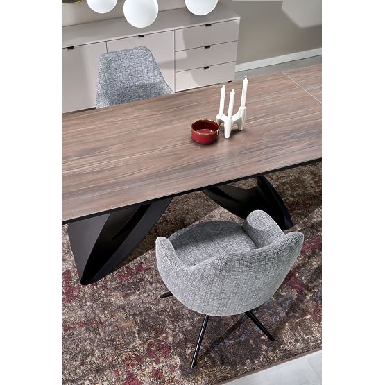 Table extensible HILARIO, plateau - noyer, pieds - noirs (3p=1ks)