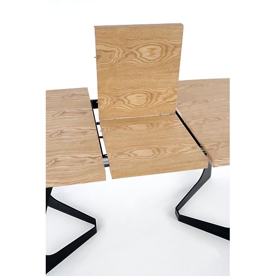 Table extensible VELDON, plateau - chêne naturel, pieds - noirs (2p=1ks)