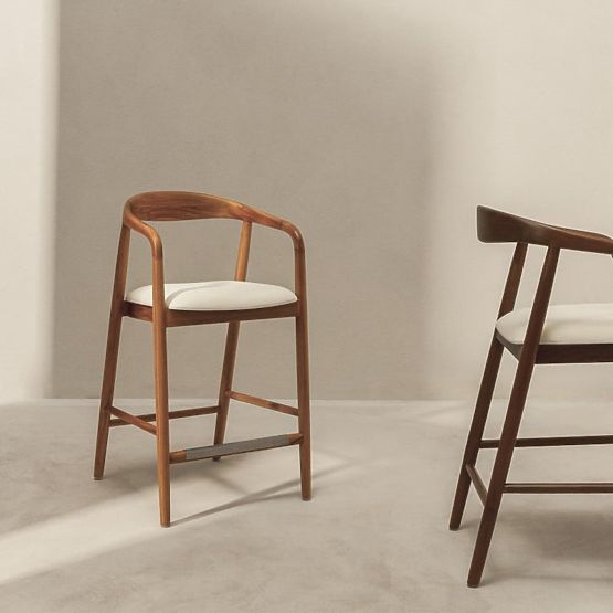 Tabouret de bar en bois Ludvika 2.0, arrondi, naturel/crème