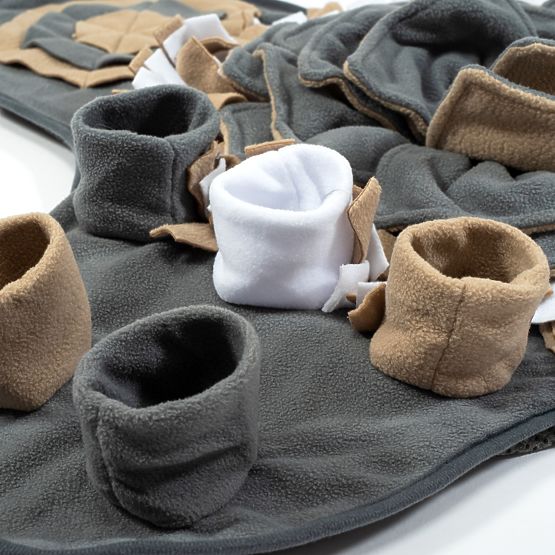 TAPIS DE RENIFLEMENT POUR CHIEN PJ-028