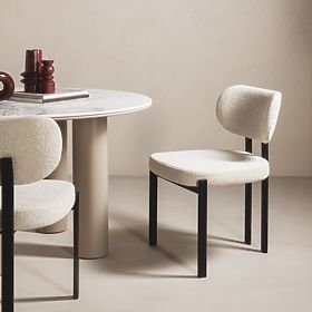 Chaise rembourrée Flare, beige clair/pieds noirs