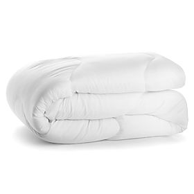 Couette INEZ couleur blanche carreaux style classique decoking